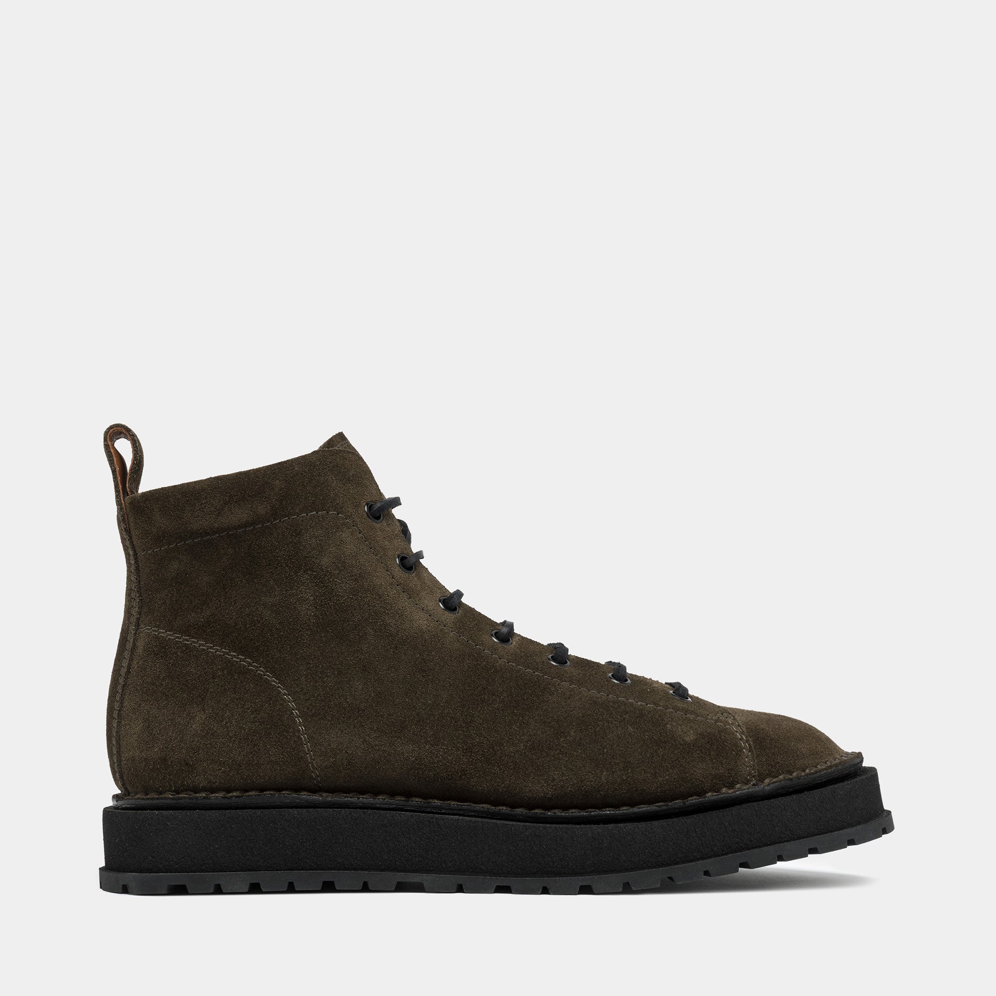 Chaussures de randonnée en daim