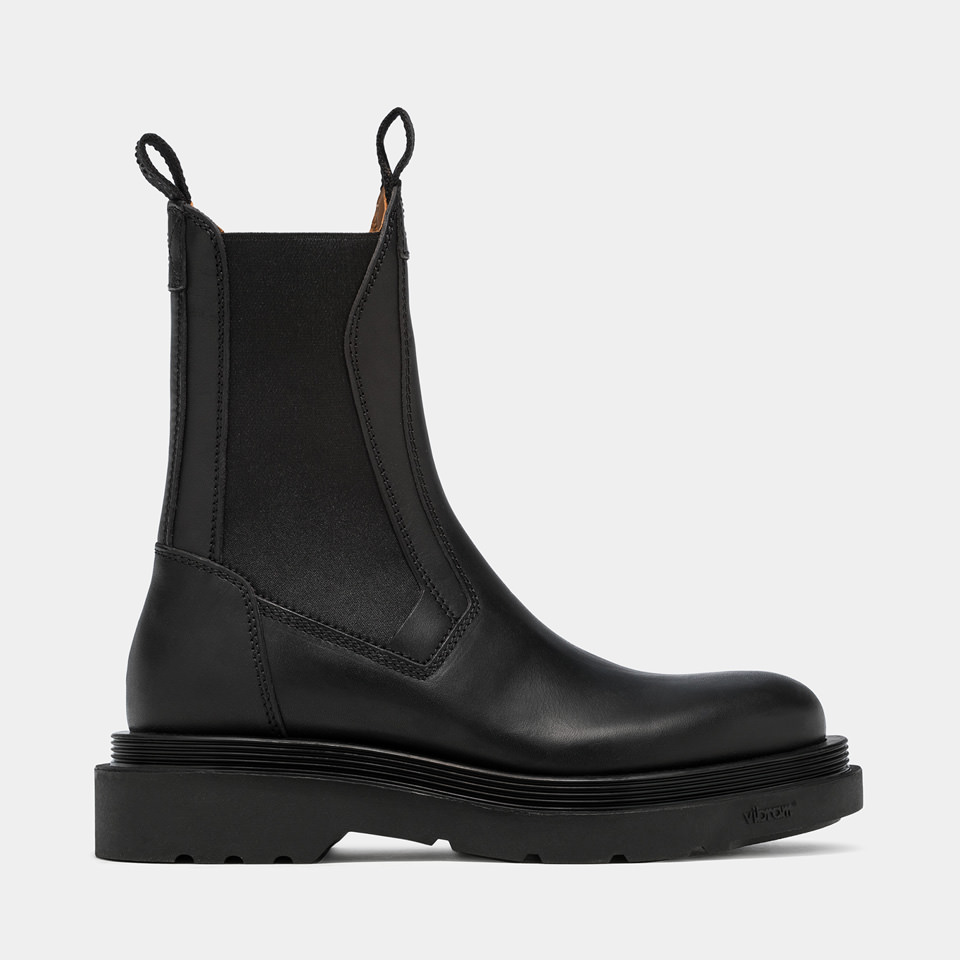 BUTTERO: STORIA CHELSEA BOOTS IN BLACK LEATHER