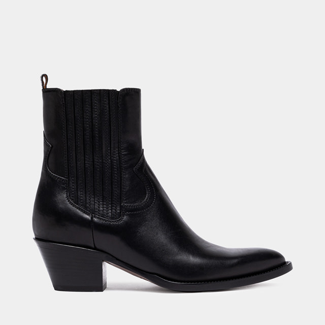 BUTTERO ANNIE ANKLE BOOTS IN BLACK LEATHER