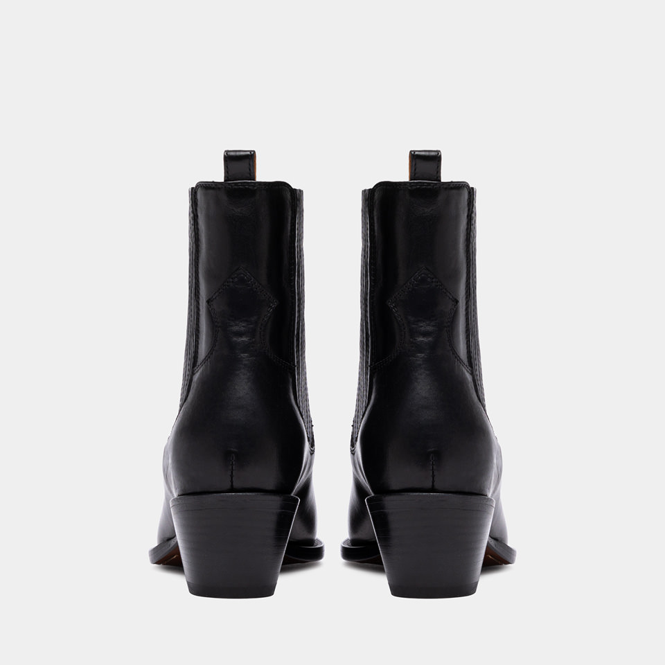 BUTTERO: ANNIE ANKLE BOOTS IN BLACK LEATHER