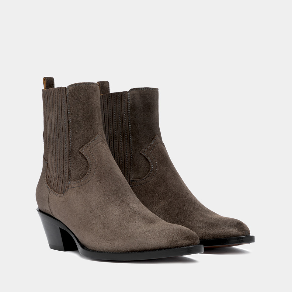 BUTTERO: ANNIE ANKLE BOOTS IN DARK BROWN SUEDE