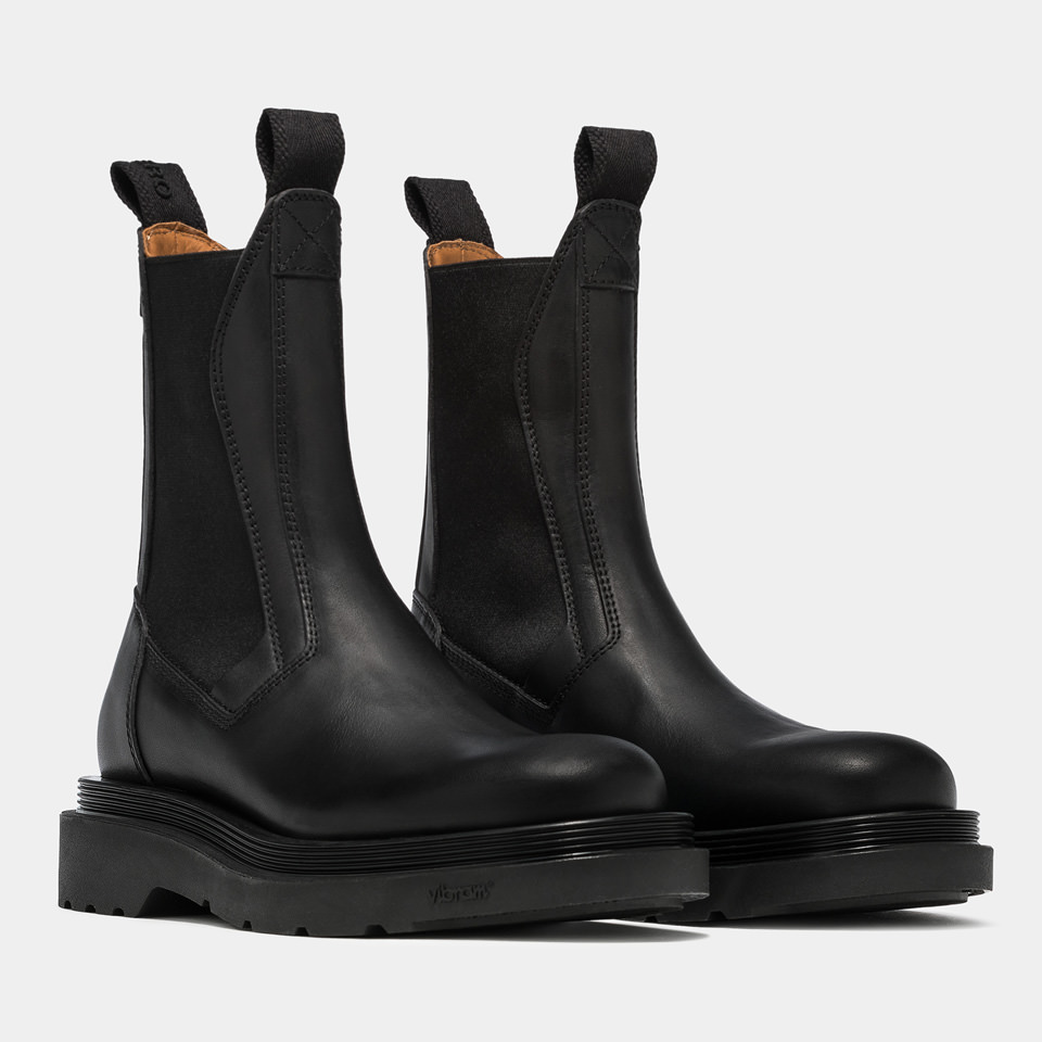 BUTTERO: STORIA CHELSEA BOOTS IN BLACK LEATHER